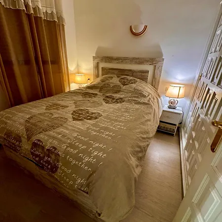 Magnifique En Front De Mer, Caneylles Apartment *