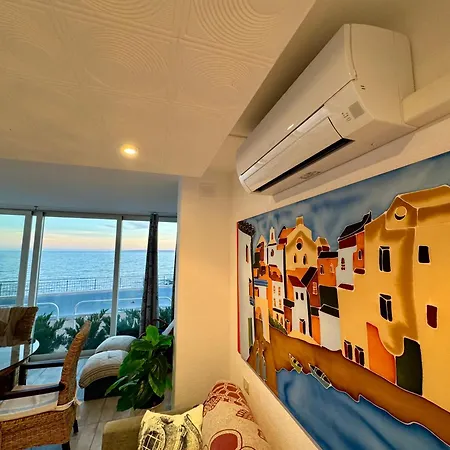 Magnifique En Front De Mer, Caneylles Apartment