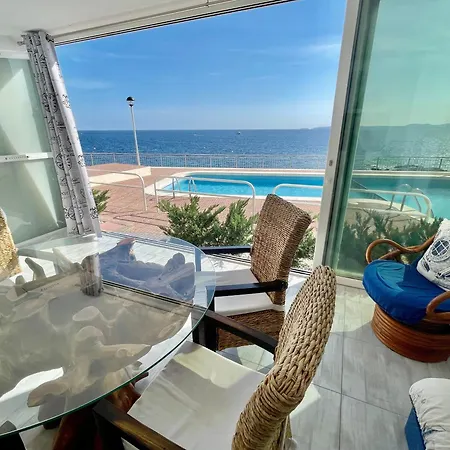 Magnifique En Front De Mer, Caneylles דירה